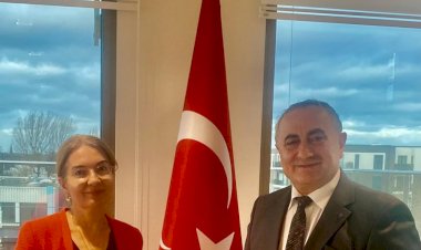 Düsseldorf Başkonsolosu Ayşegül Gökçen'in görev süresi doldu