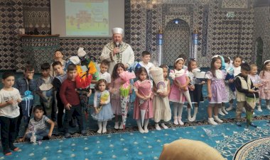 Krefeld Hacı Bayram Veli Camii dua günü tertipledi