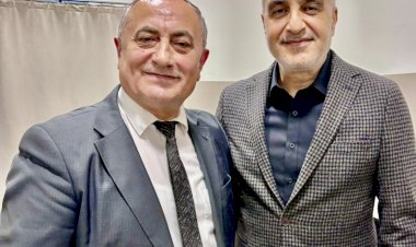 Bekir Develi, sevenleriyle buluştu