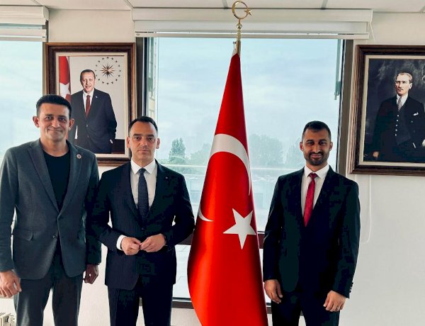 Union Krefeld yöneticilerinden Düsseldorf Başkonsolosu’na ziyaret