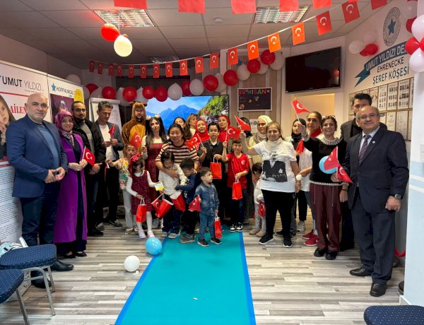 UMUT YILDIZI DERNEĞİ’NDEN NEUSS’TA COŞKULU 23 NİSAN KUTLAMASI
