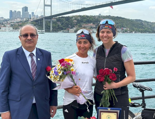 “NAZLİ HACIBAYRAMOĞLU HEM TARİH YAZDI; TÜM KADINLARIN UMUT YILDIZI OLDU”