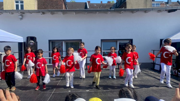Krefeld'de Kültür Şenliği düzenlendi